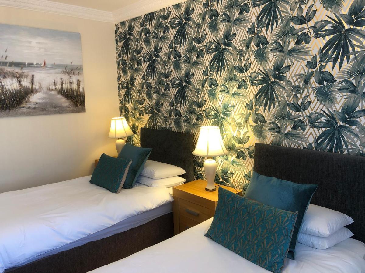 Roker Cottage, luxury seaside apartment, private parking, sky tv Sunderland  Eksteriør bilde