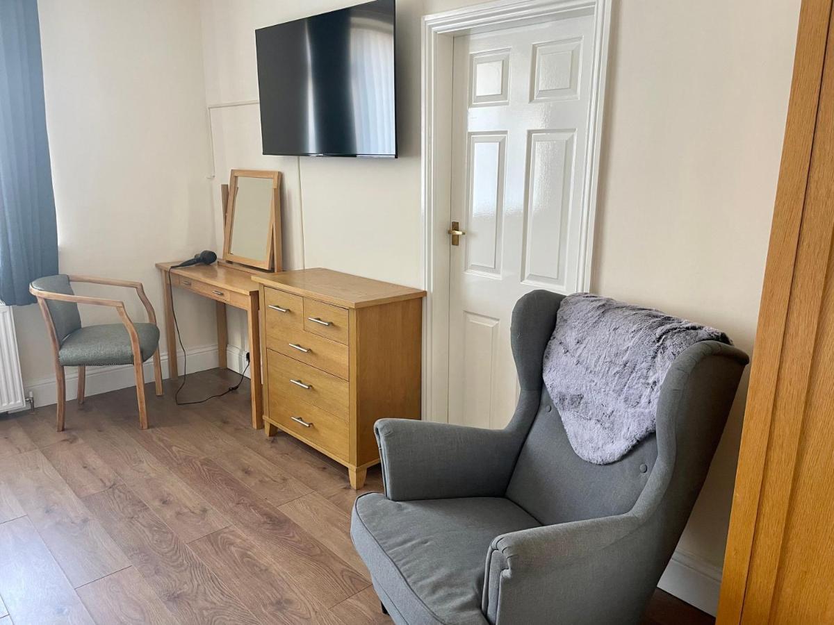 Roker Cottage, luxury seaside apartment, private parking, sky tv Sunderland  Eksteriør bilde