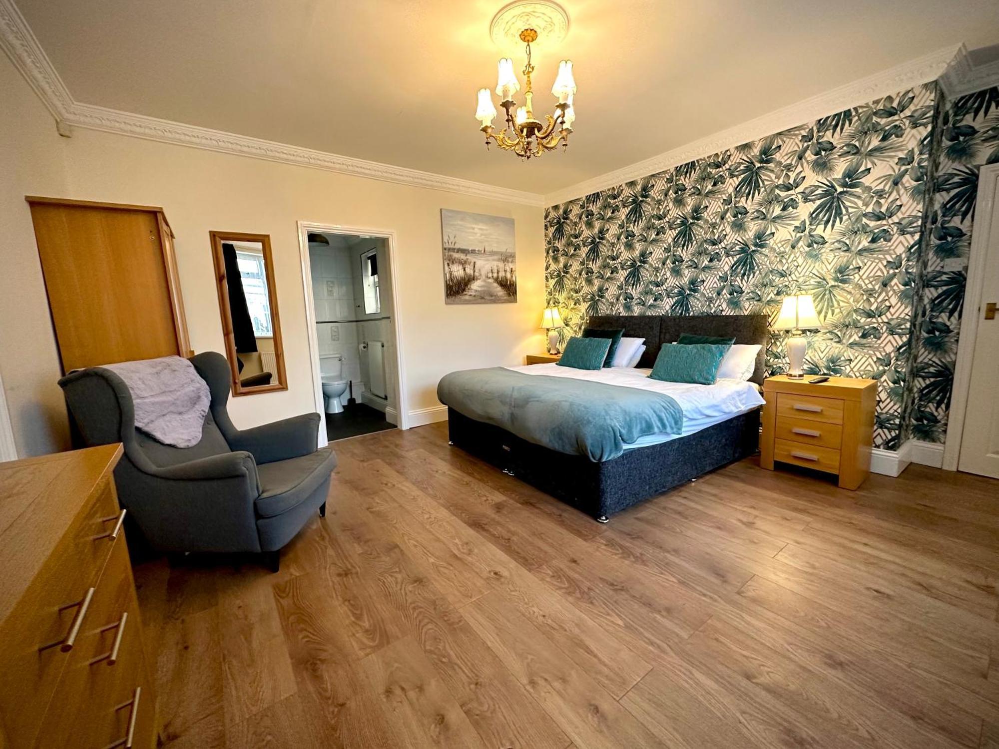 Roker Cottage, luxury seaside apartment, private parking, sky tv Sunderland  Eksteriør bilde